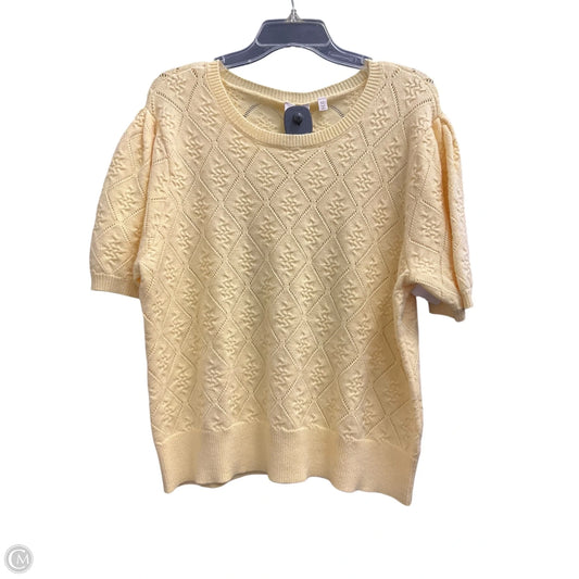 Top Short Sleeve By Cyrus Knits In Yellow, Size: Xl