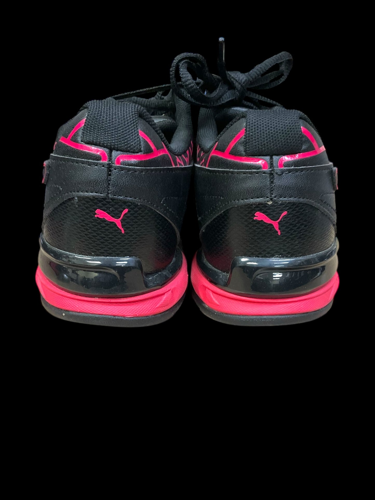 Shoes Athletic By Puma In Black & Pink, Size: 5.5