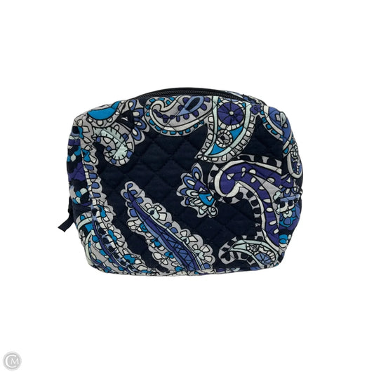Makeup Bag By Vera Bradley, Size: Medium