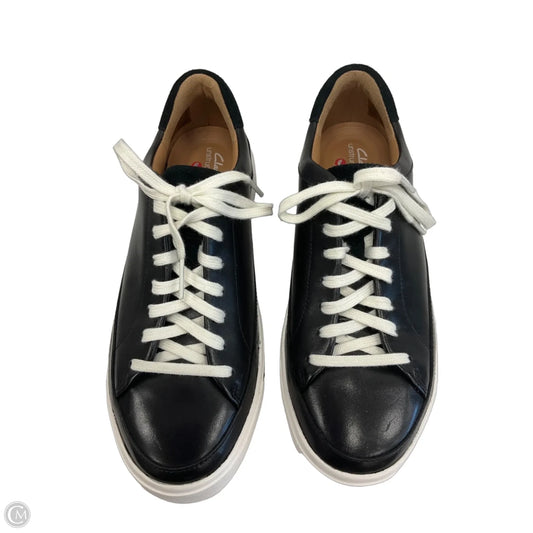 Shoes Sneakers By Clarks In Black, Size: 7.5