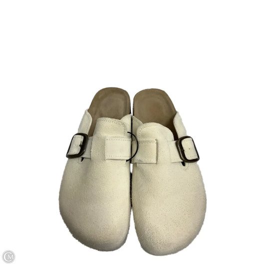 Shoes Flats By Cushionaire In White, Size: 8.5