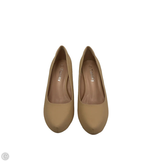 Shoes Heels Kitten By Clothes Mentor In Tan, Size: 6.5