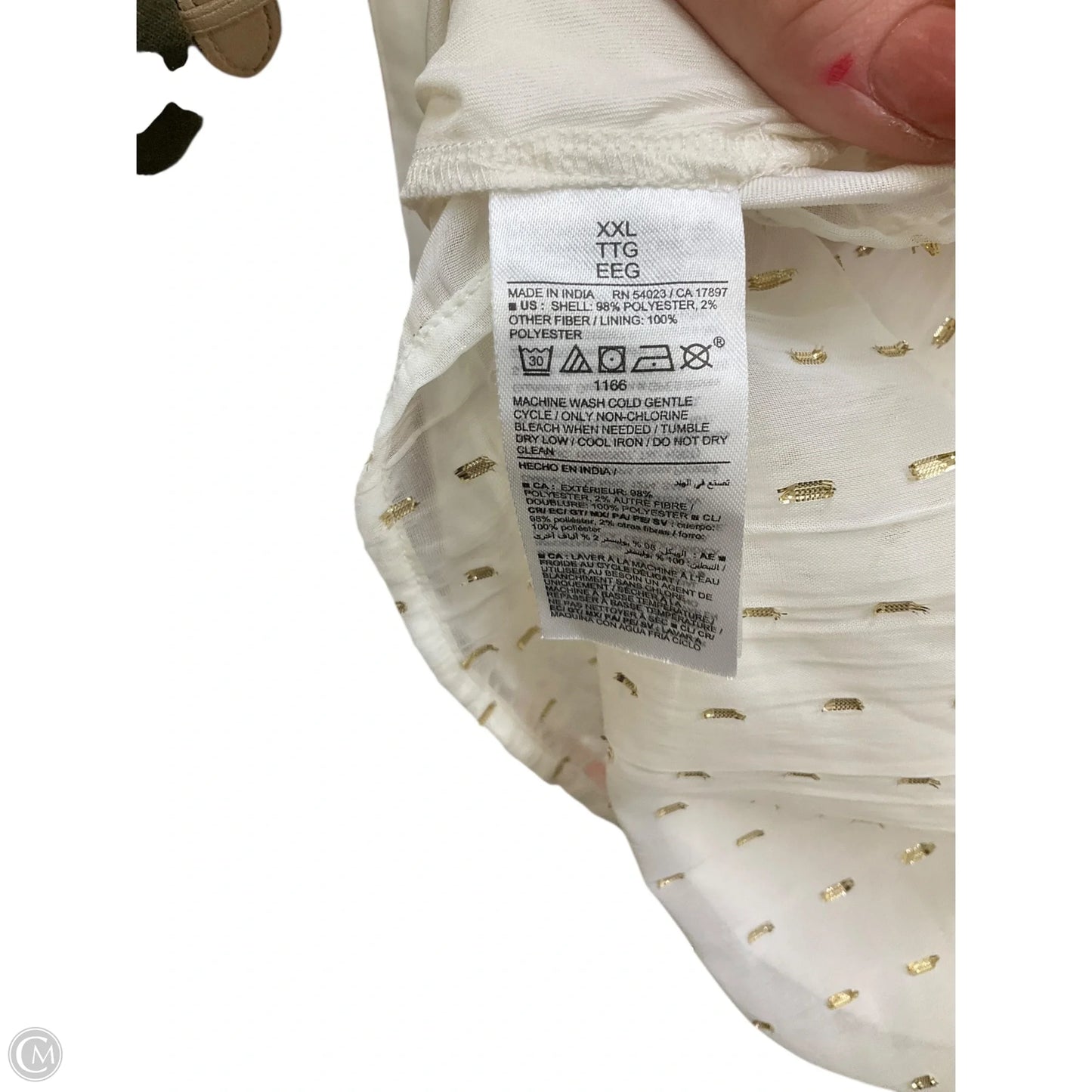 Top Long Sleeve By Old Navy In Cream, Size: Xxl