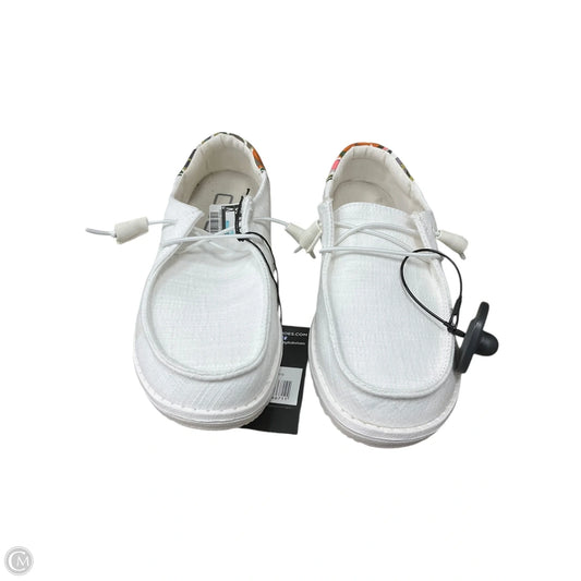 Shoes Flats By Hey Dude In White, Size: 6