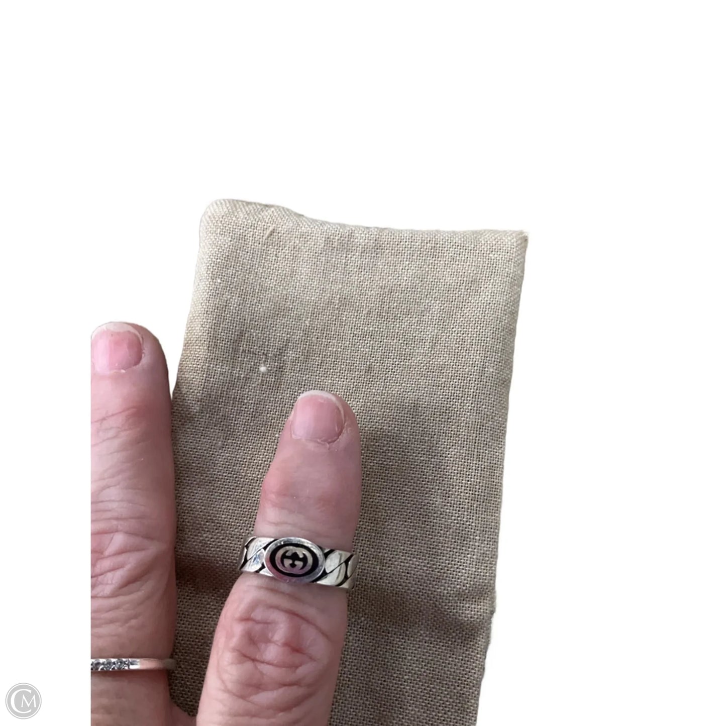 Ring Luxury Designer By Gucci, Size: 7.5