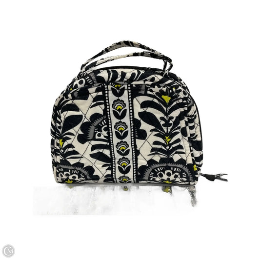 Makeup Bag By Vera Bradley, Size: Medium