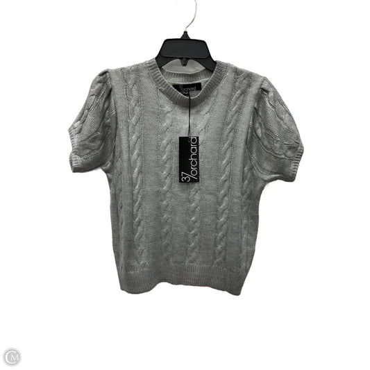 Top Short Sleeve By Clothes Mentor In Silver, Size: S