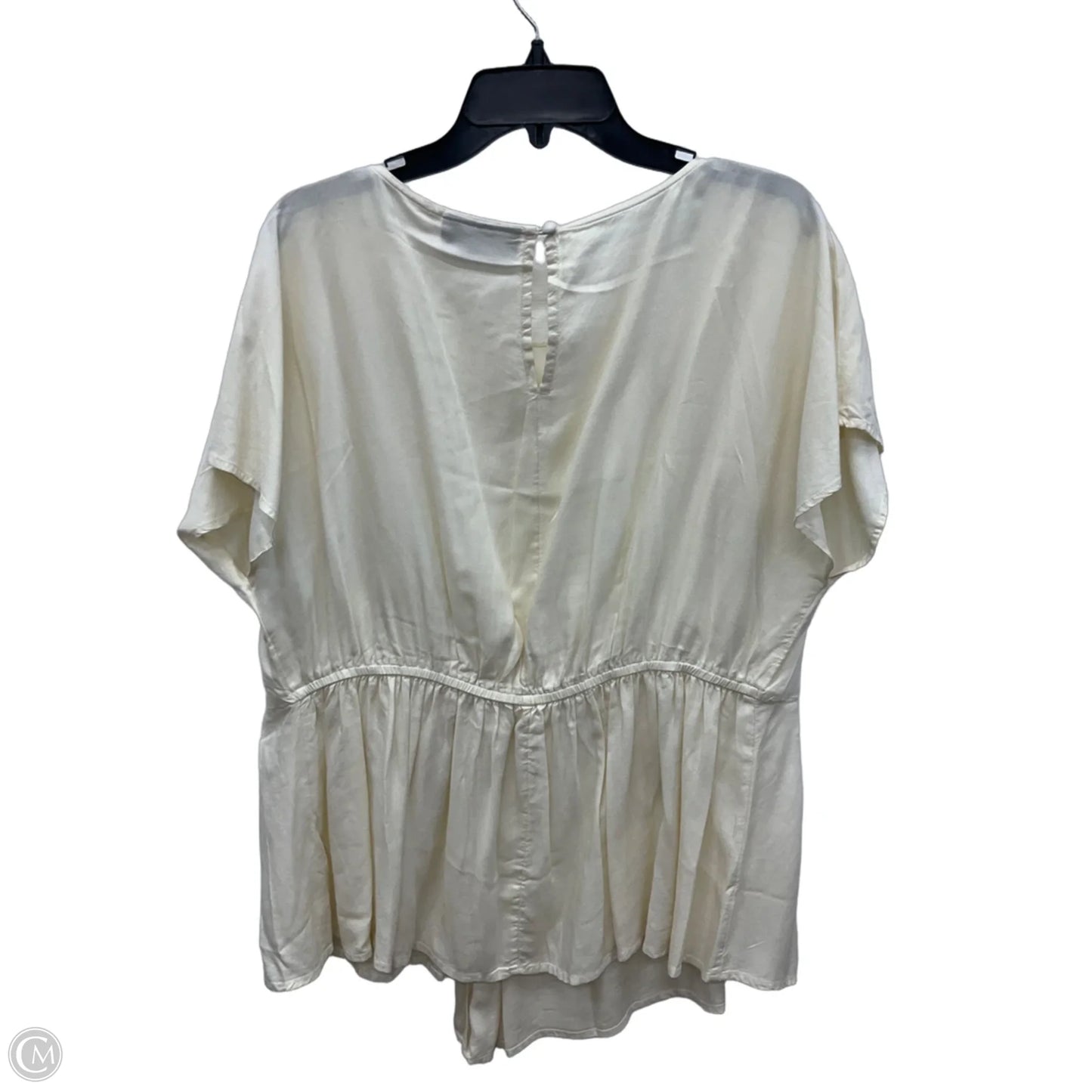 Top Short Sleeve By Lane Bryant In Cream, Size: 14