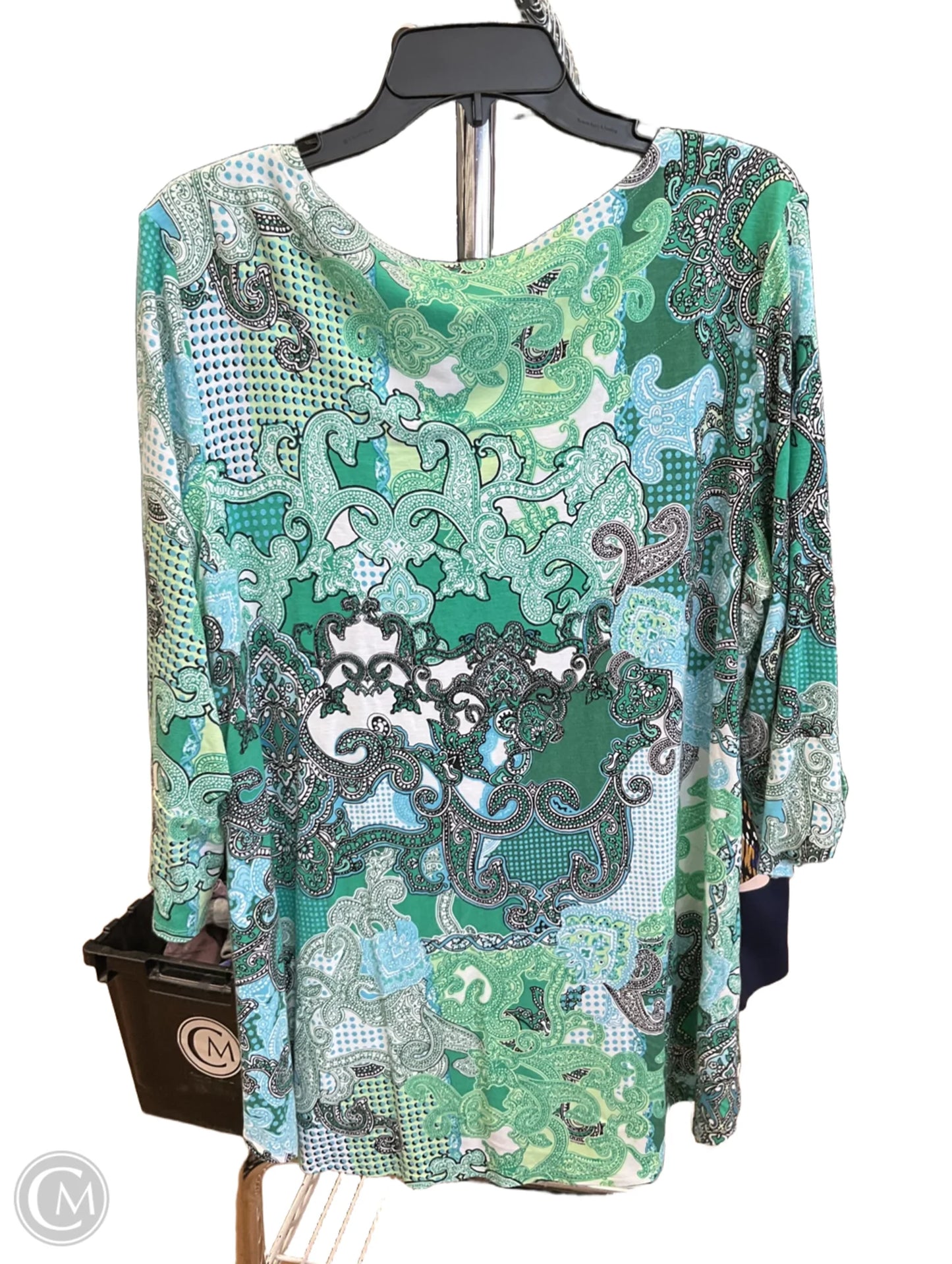 Top Long Sleeve By Chicos In Green, Size: Xl