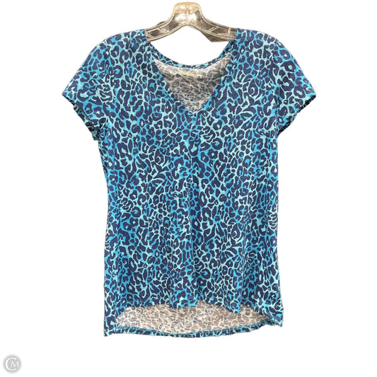 Top Short Sleeve Designer By Lilly Pulitzer In Blue, Size: S