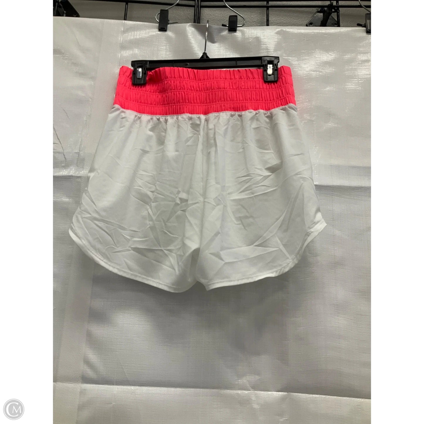 Athletic Shorts By Nike In White, Size: M