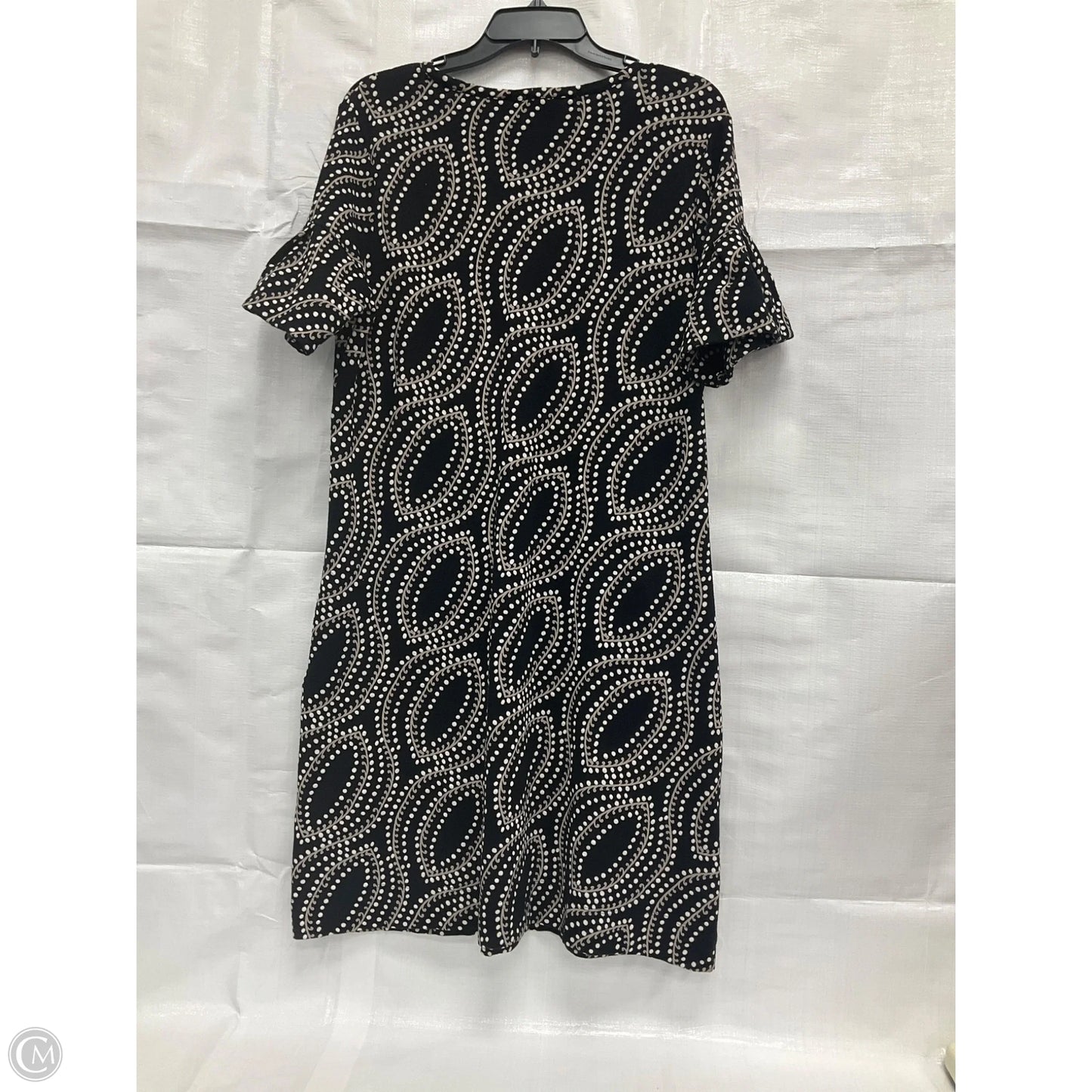 Dress Casual Short By Chicos In Black & White, Size: M