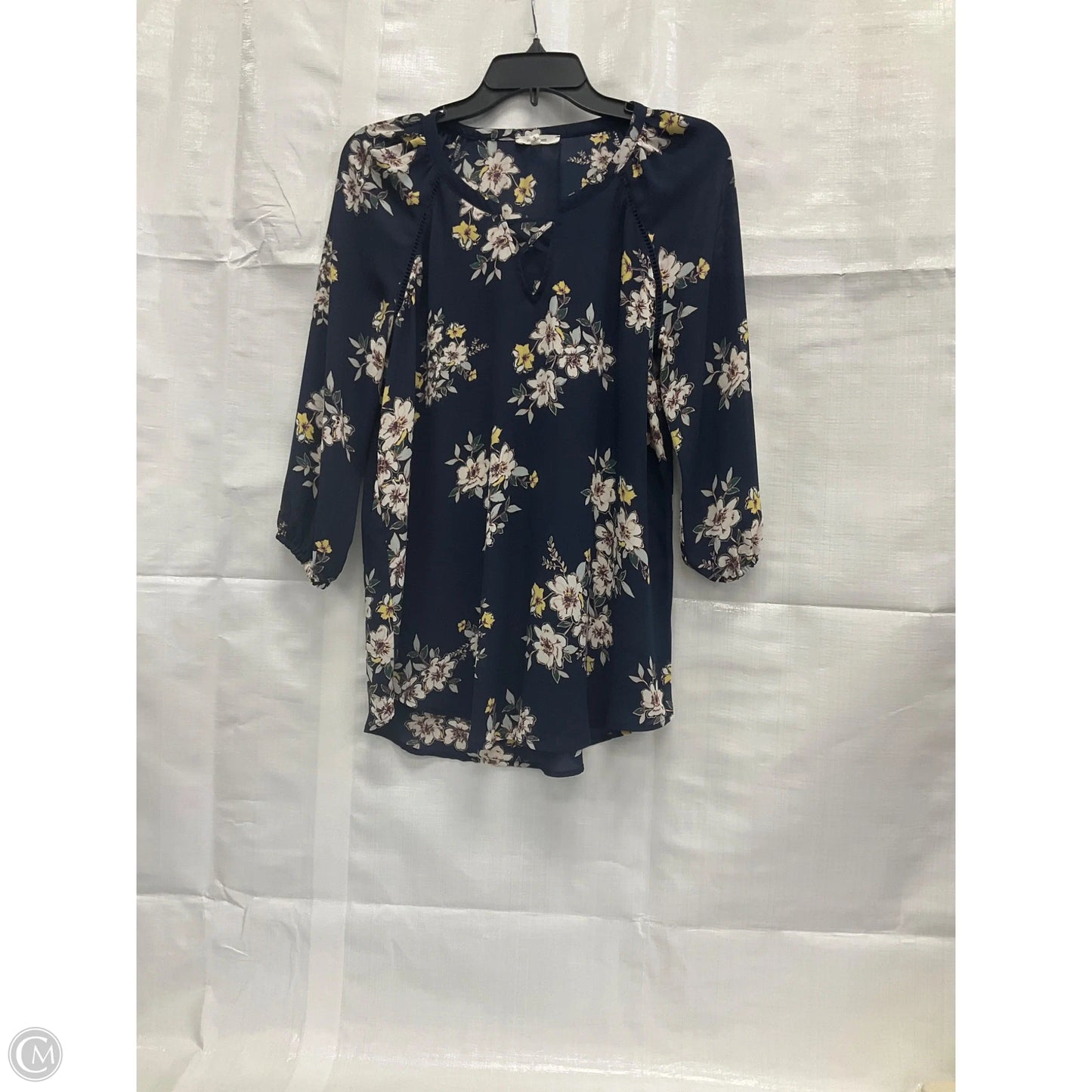 Top Long Sleeve By Maurices In Blue, Size: S