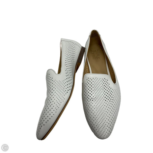 Shoes Flats By Naturalizer In White, Size: 8.5