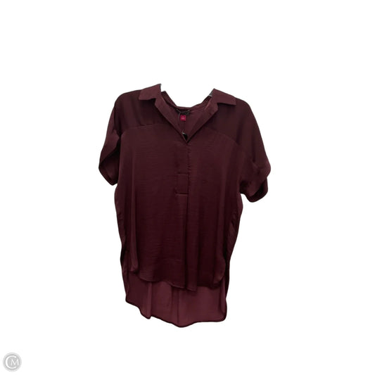 Top Short Sleeve By Vince Camuto In Maroon, Size: Xs