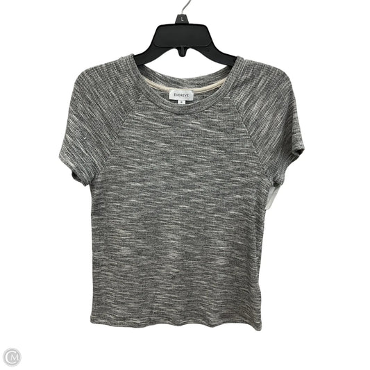Top Short Sleeve By Evereve In Grey, Size: M