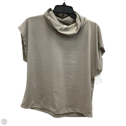 Top Short Sleeve By Evereve In Grey, Size: M