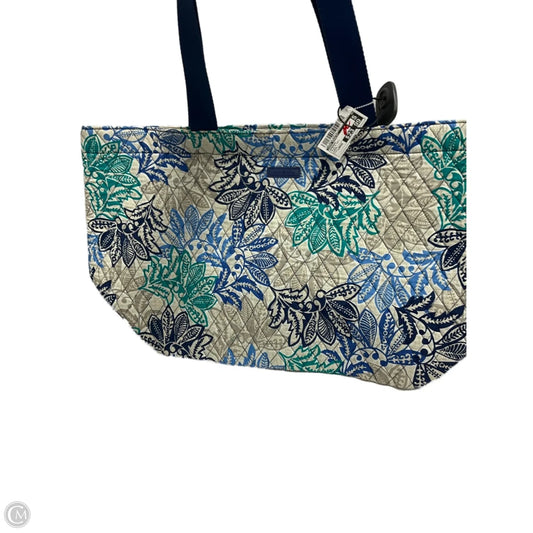 Handbag By Vera Bradley, Size: Large