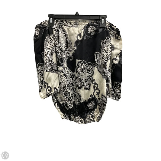 Top 3/4 Sleeve By White House Black Market In Black & White, Size: M