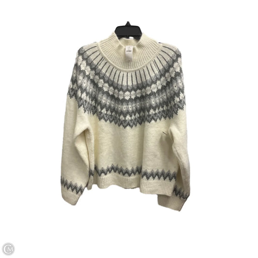 Sweater By Gap In Grey & White, Size: L
