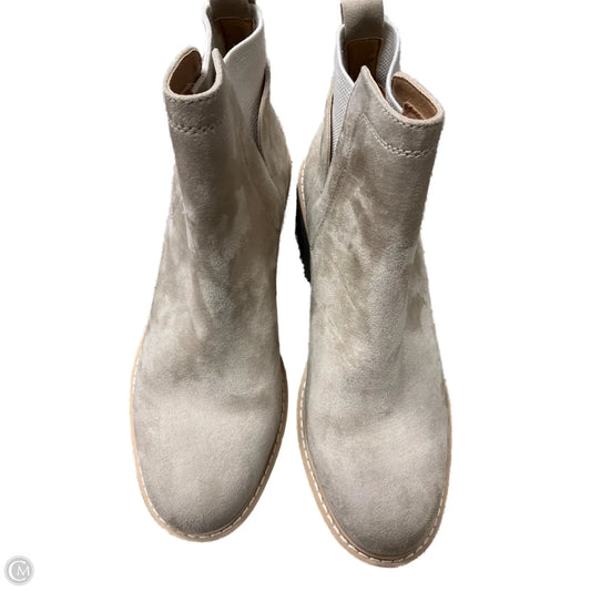 Boots Ankle Flats By Dolce Vita In Beige, Size: 8.5