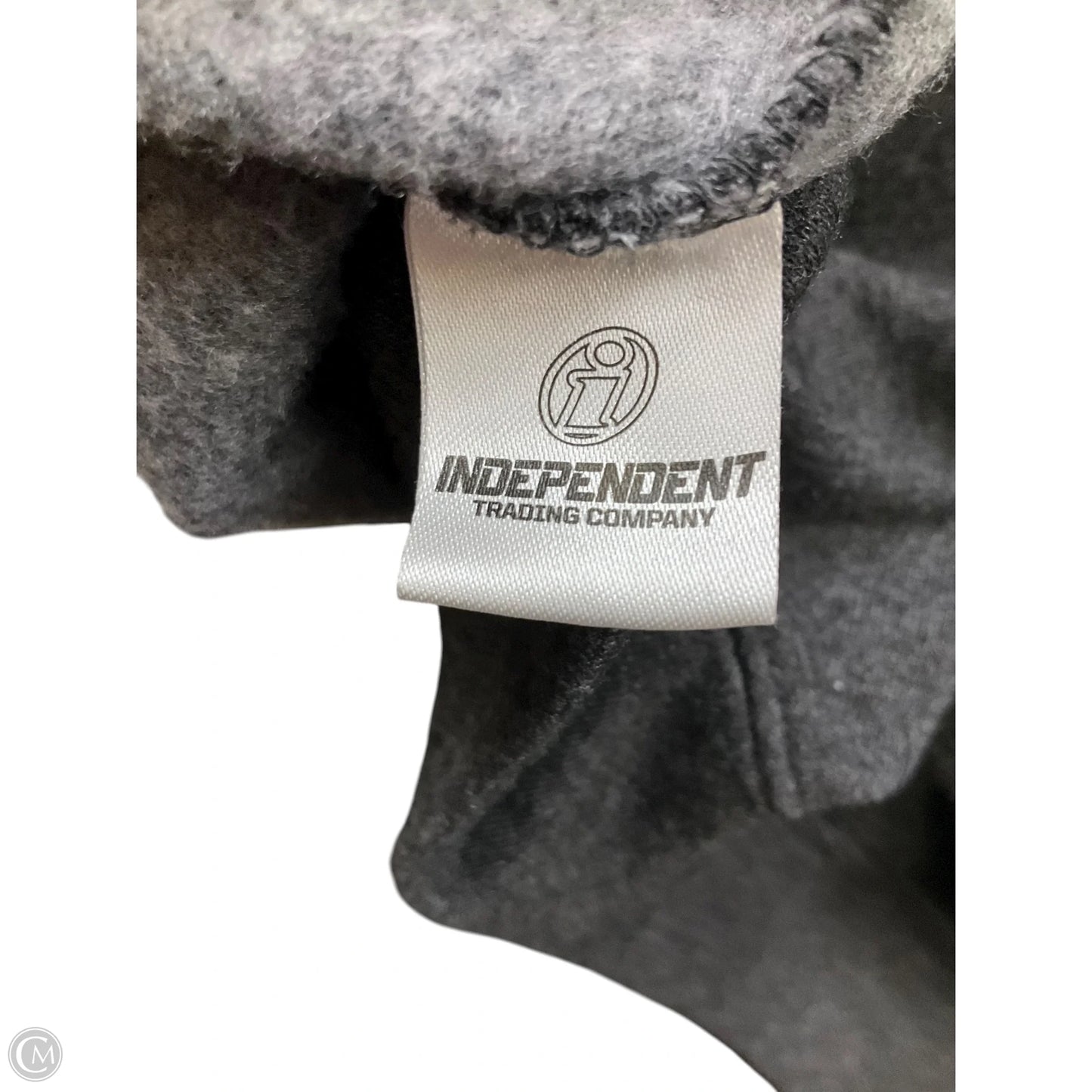 Top Long Sleeve By Cmf In Grey & White, Size: M