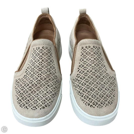 Shoes Flats By Vionic In Tan & White, Size: 7.5