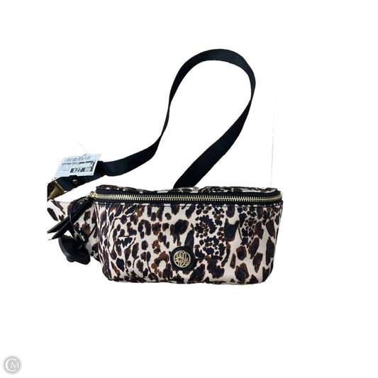 Belt Bag Designer By Lilly Pulitzer, Size: Medium