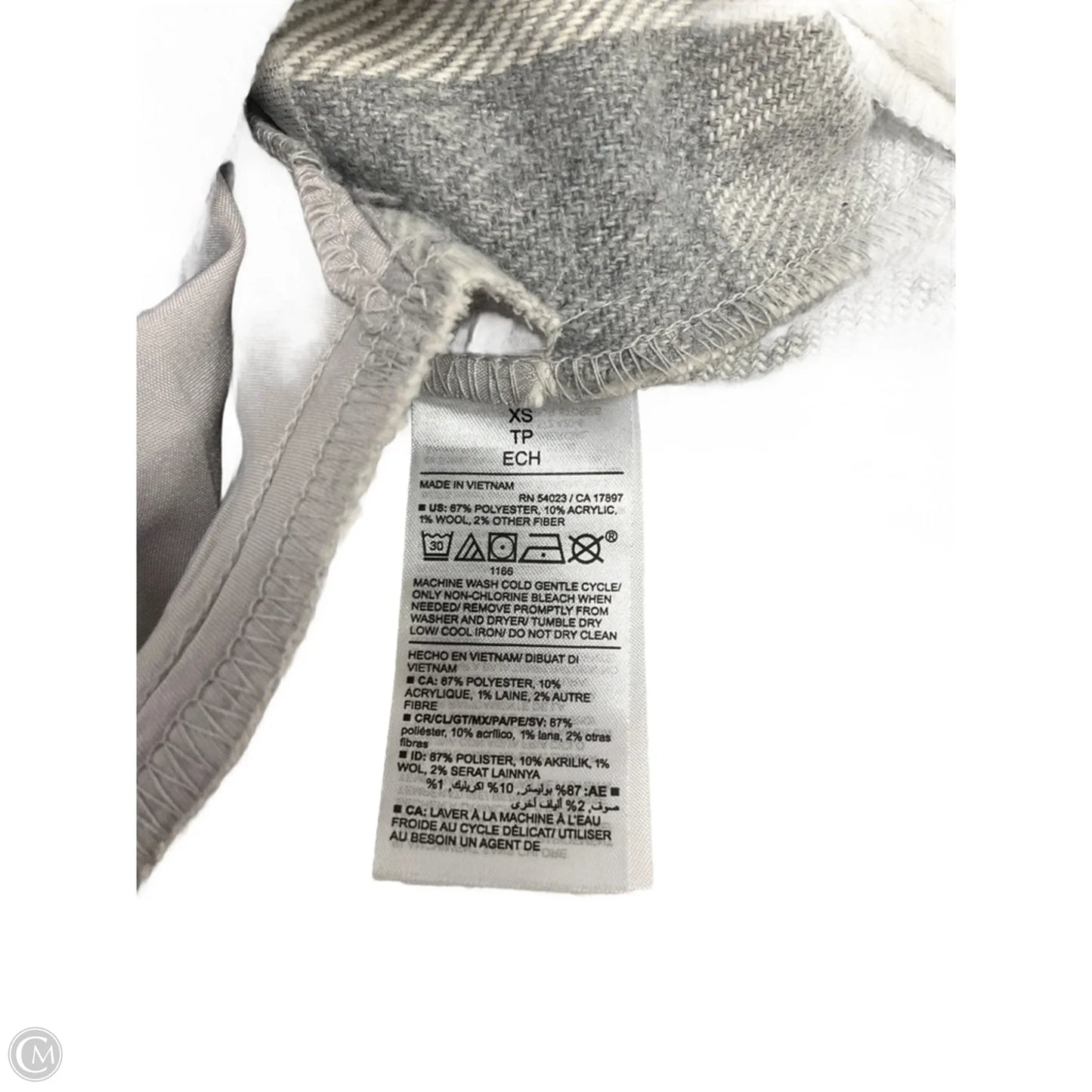 Jacket Shirt By Old Navy In Grey & White, Size: Xs