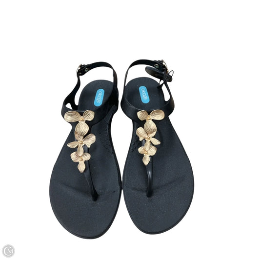 Sandals Flip Flops By Cmb In Black & Gold, Size: 7