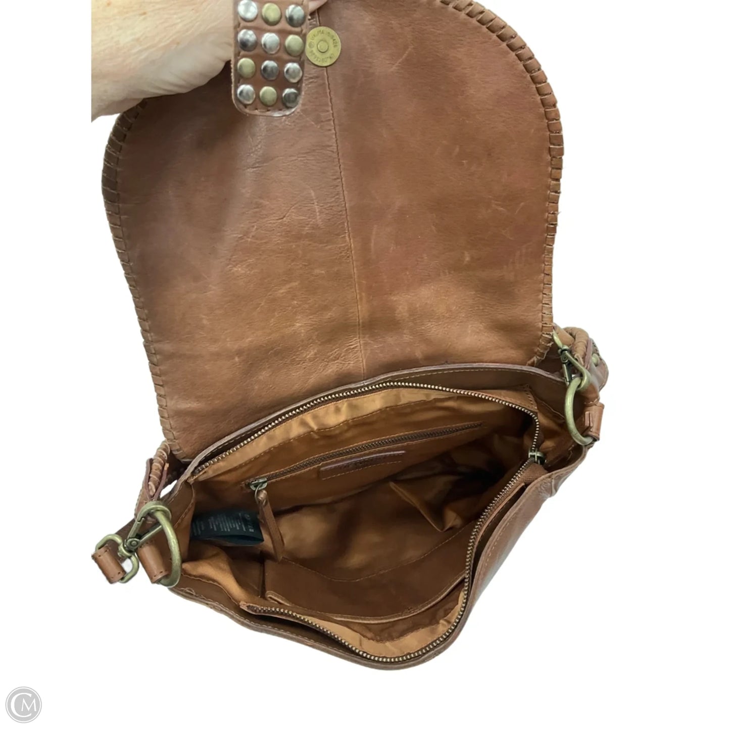 Crossbody Leather By Clothes Mentor, Size: Large