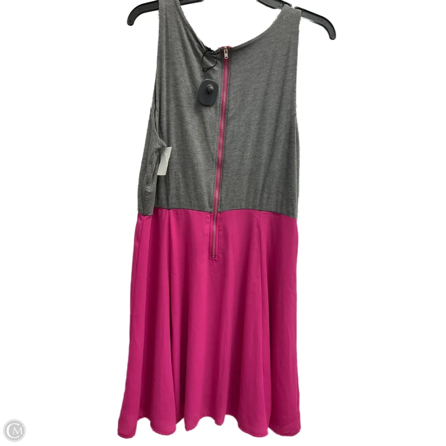 Dress Casual Short By Apt 9 In Grey & Pink, Size: L