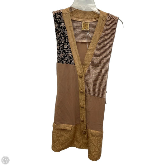 Top Sleeveless By Clothes Mentor In Multi-colored, Size: M