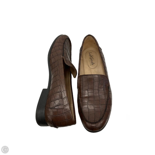 Shoes Flats By Life Stride In Brown, Size: 8
