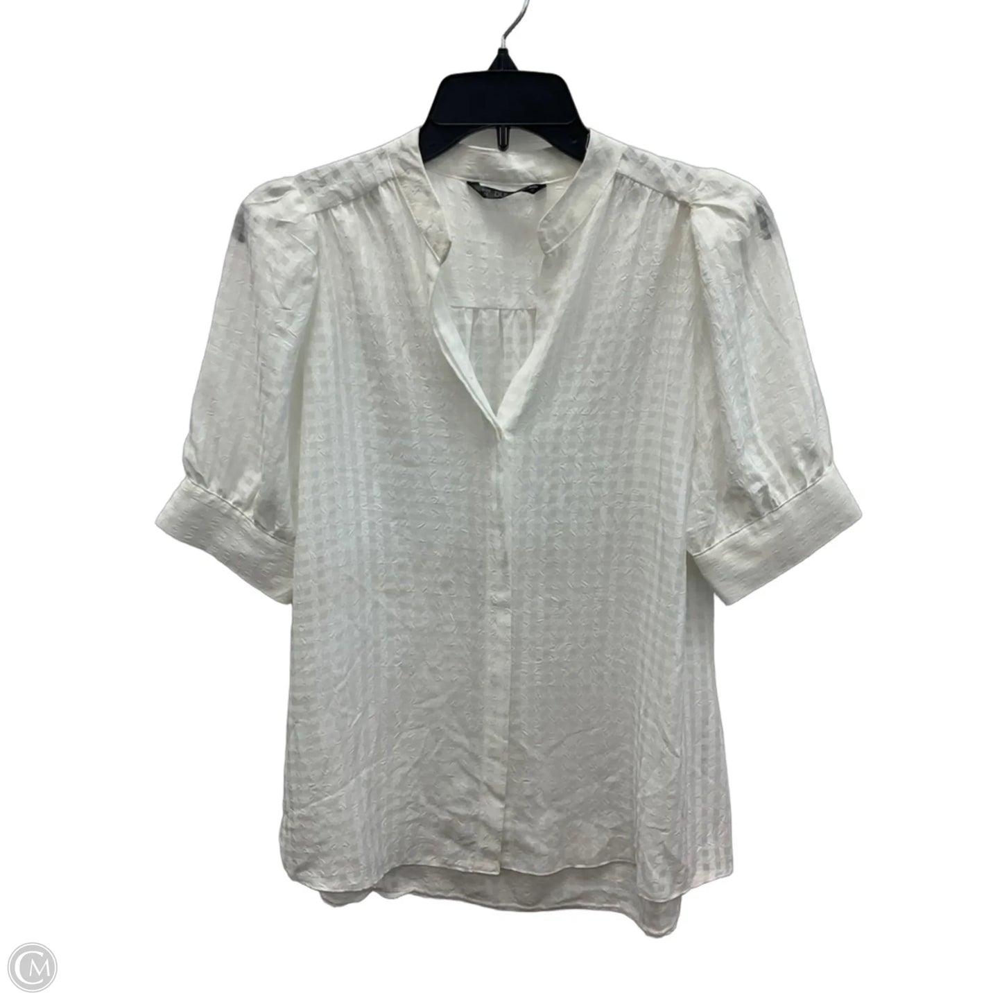 Blouse Short Sleeve By Clothes Mentor In White, Size: L