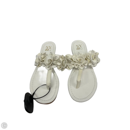Sandals Flats By Ny Collection In White, Size: 6