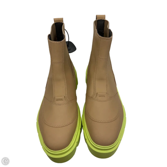 Shoes Hiking By Sorel In Brown, Size: 11