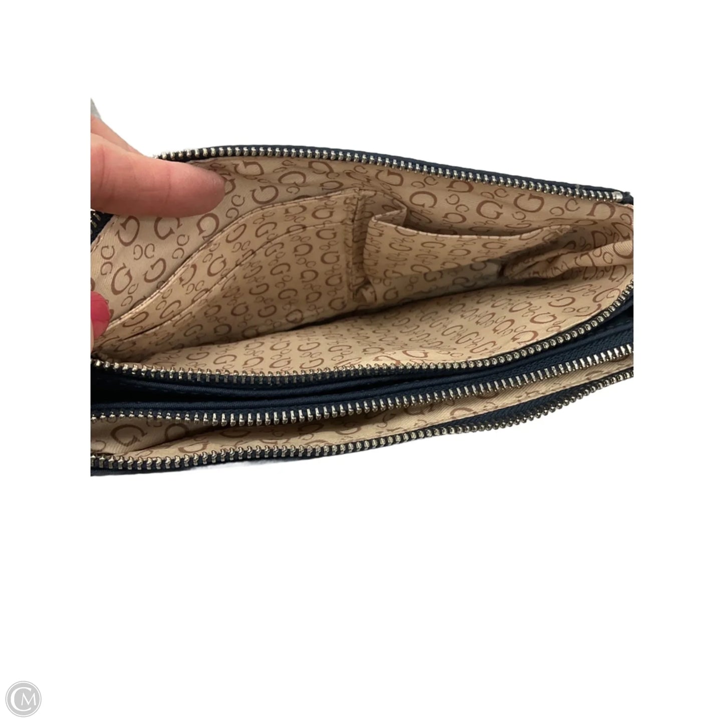 Crossbody By Guess, Size: Medium