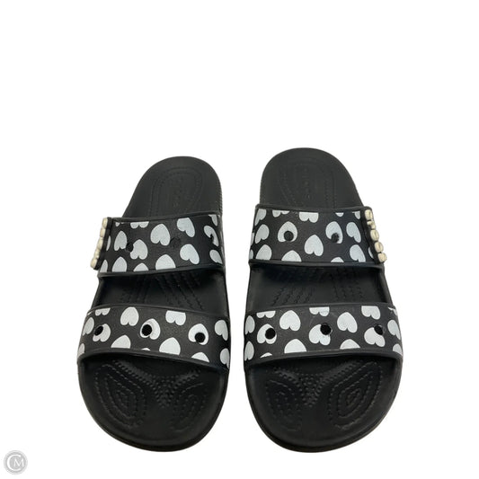 Sandals Flats By Crocs In Black, Size: 9