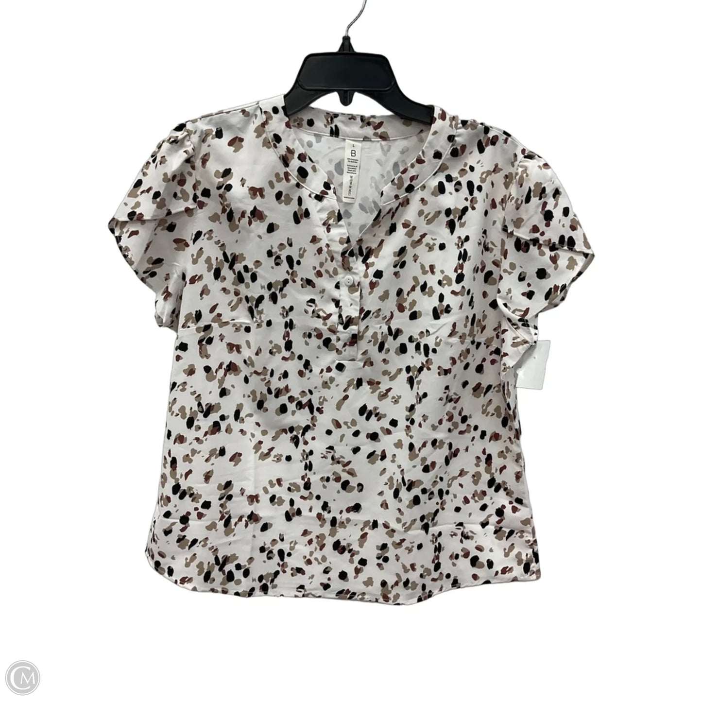 Top Short Sleeve By Clothes Mentor In White, Size: L