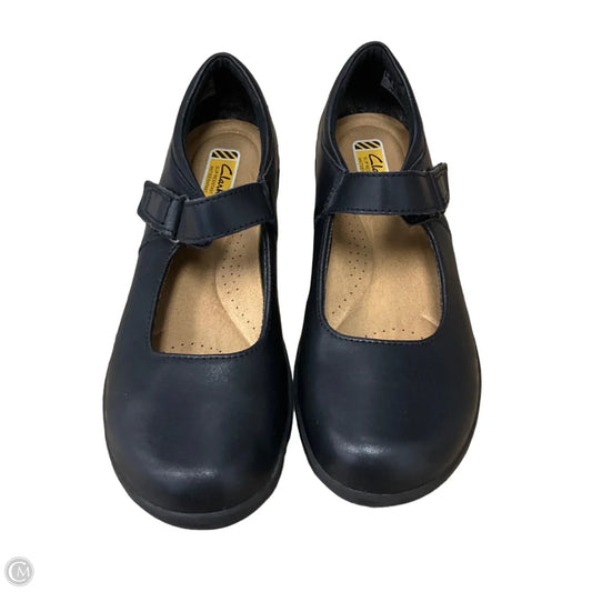 Shoes Flats By Clarks In Black, Size: 8