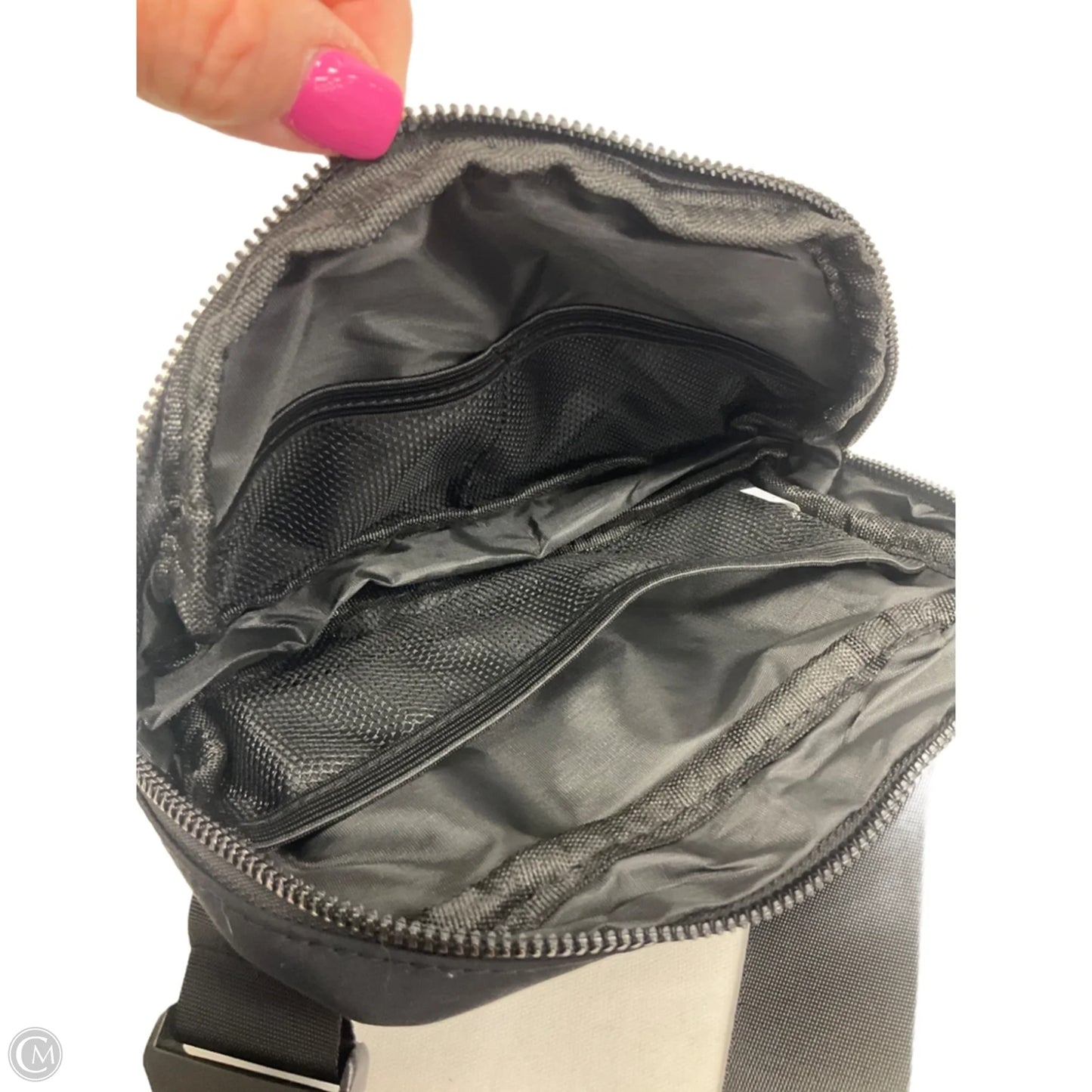 Belt Bag By Halara, Size: Medium