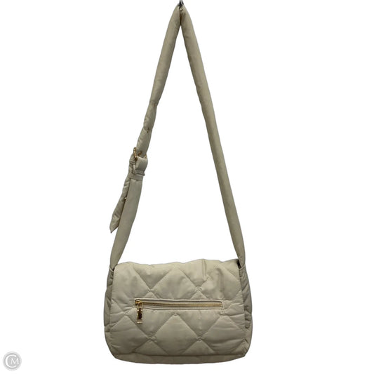 Crossbody By Urban Expressions, Size: Medium