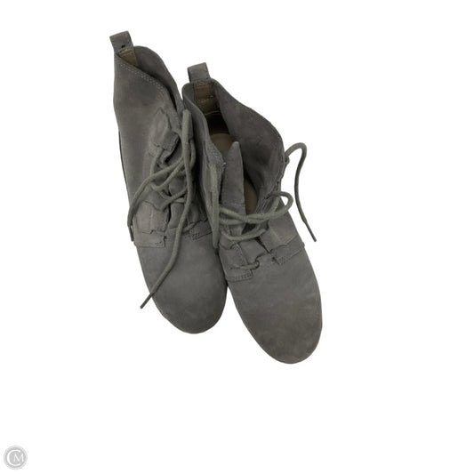 Boots Ankle Flats By Sorel In Grey, Size: 9.5