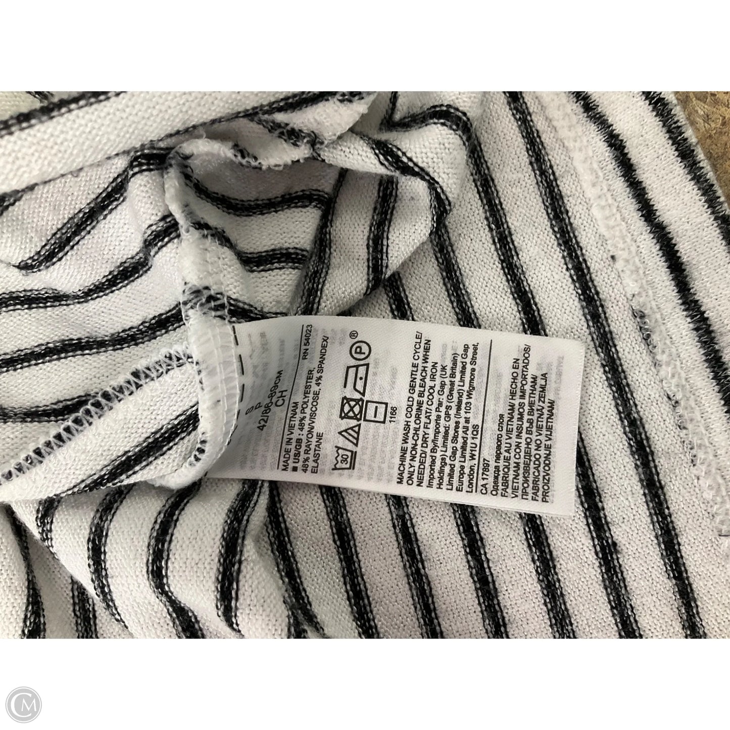 Top Sleeveless By Banana Republic In Striped Pattern, Size: S