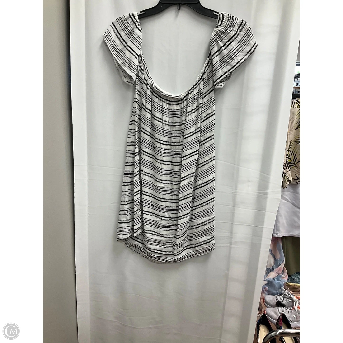 Top Sleeveless By Spiritual Gangster In Striped Pattern, Size: S