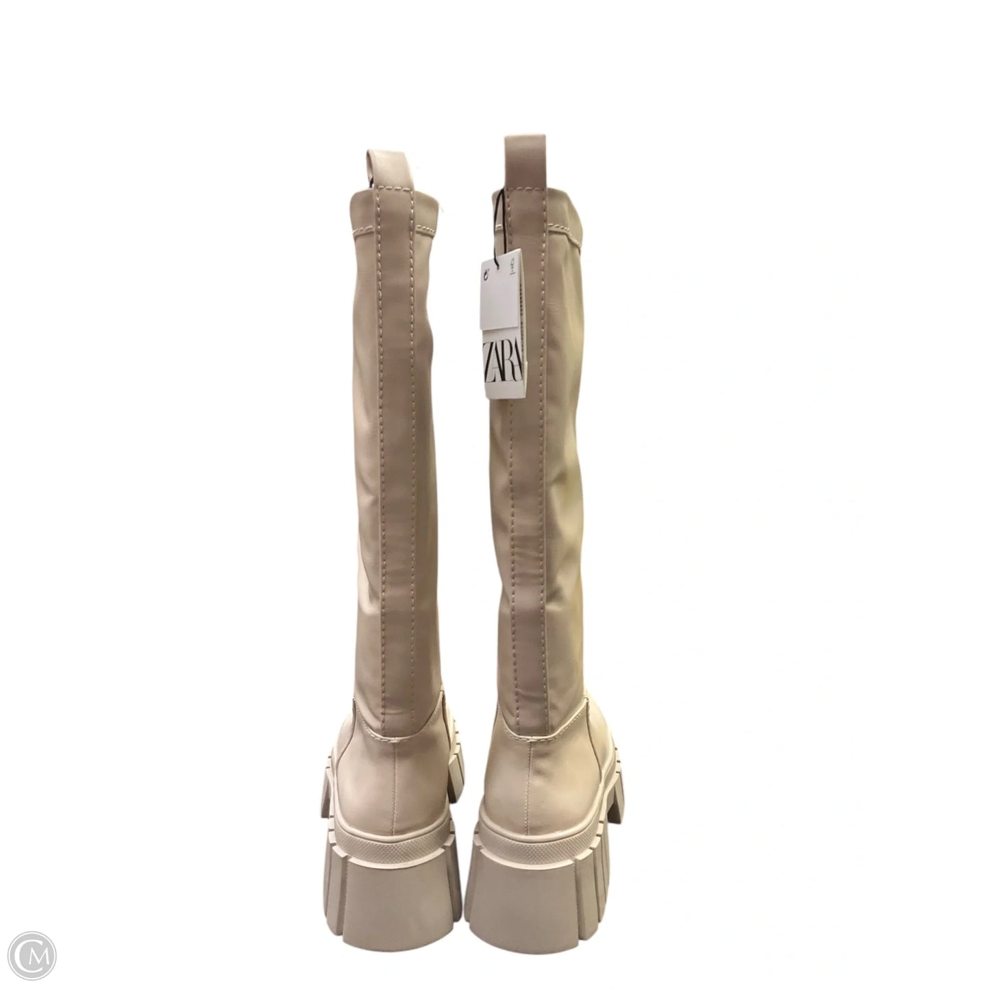 Boots Knee Flats By Zara In Ivory, Size: 6.5