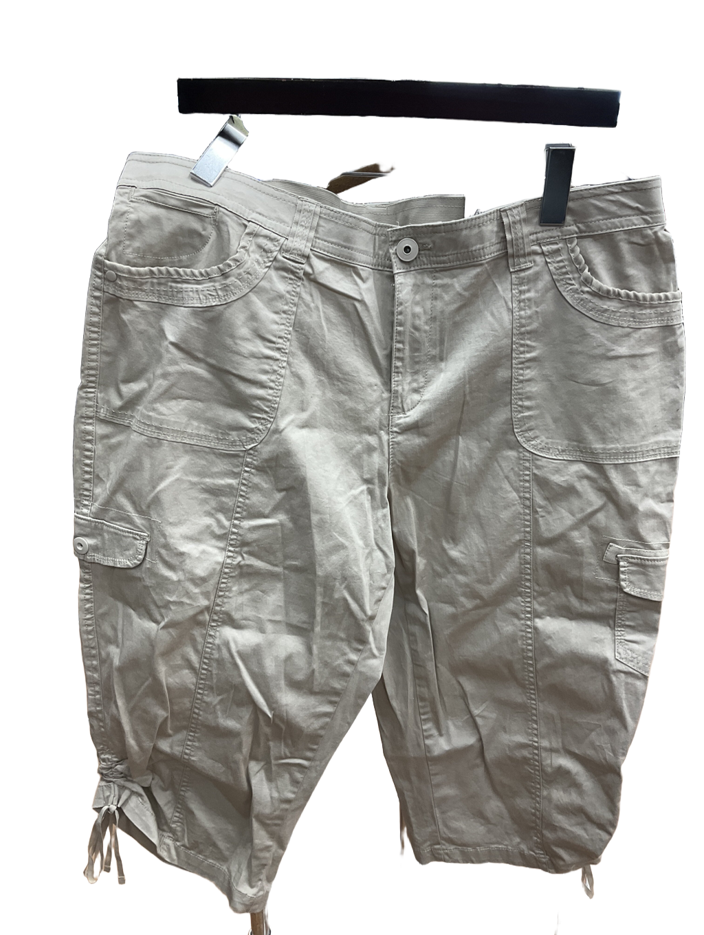 Capris By Clothes Mentor  Size: 16