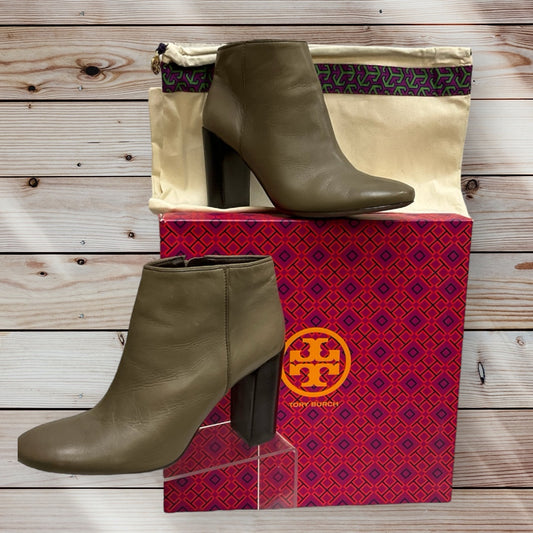 Boots Designer By Tory Burch  Size: 8