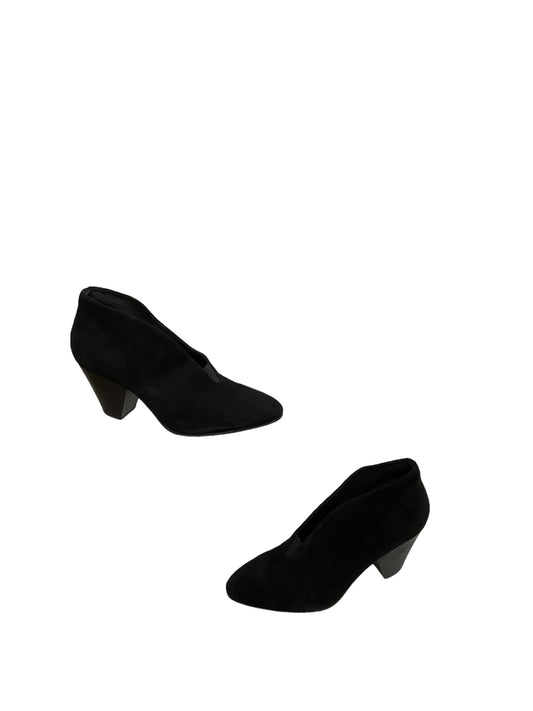 Boots Ankle Heels By Nurture  Size: 9